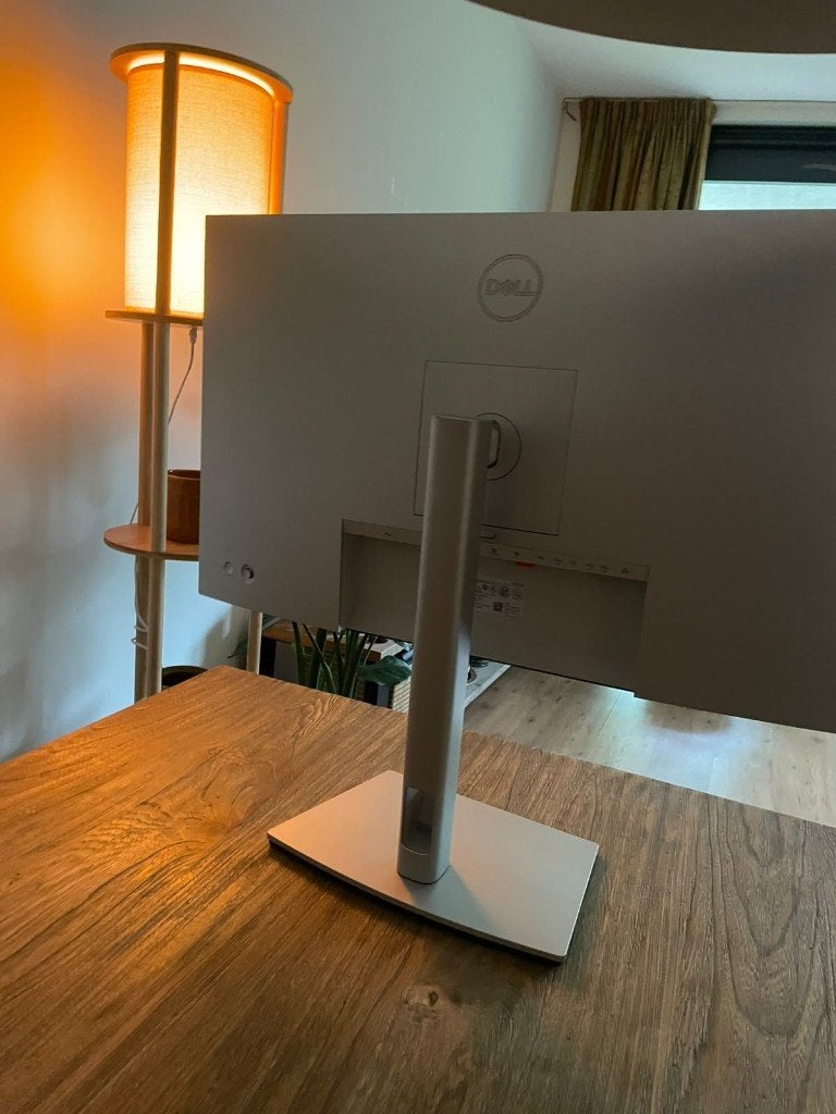 Dell UltraSharp U2722DE Monitor – Goede Staat, Ophalen, IPS, In hoogte verstelbaar, Zo goed als nieuw