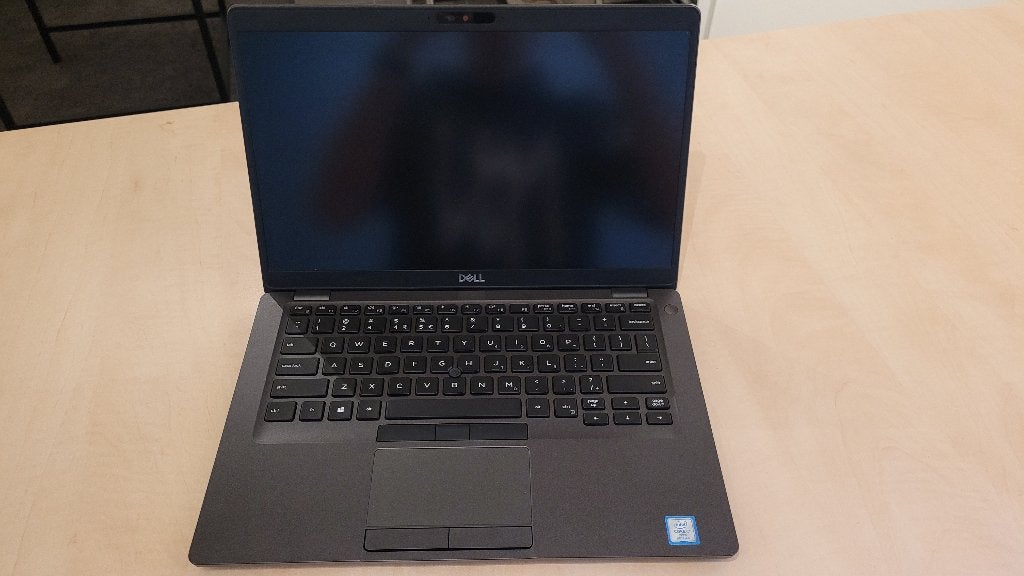 Dell Latitude 5400, i7-8665U, 16GB RAM, 512GB SSD, Met videokaart, Qwerty, Zo goed als nieuw, Gaming