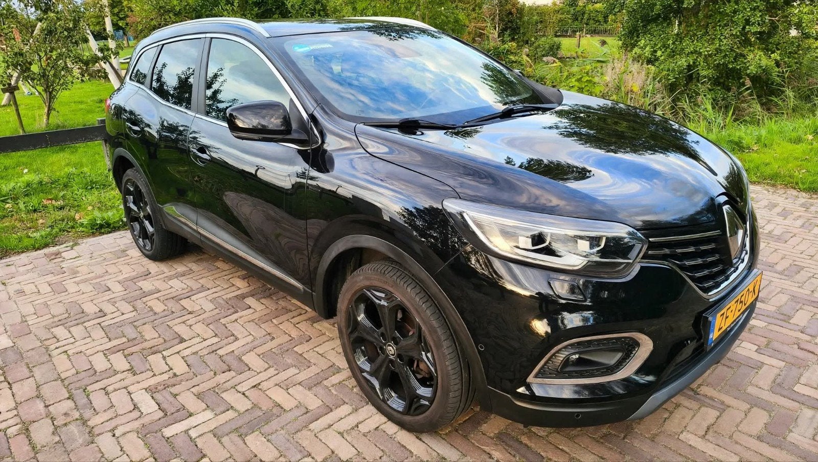 Renault Kadjar 1.3 Black Edition 160 AUTOMAAT, dealeronderh., Auto's, 4 cilinders, 715 kg, 1337 kg, Zwart