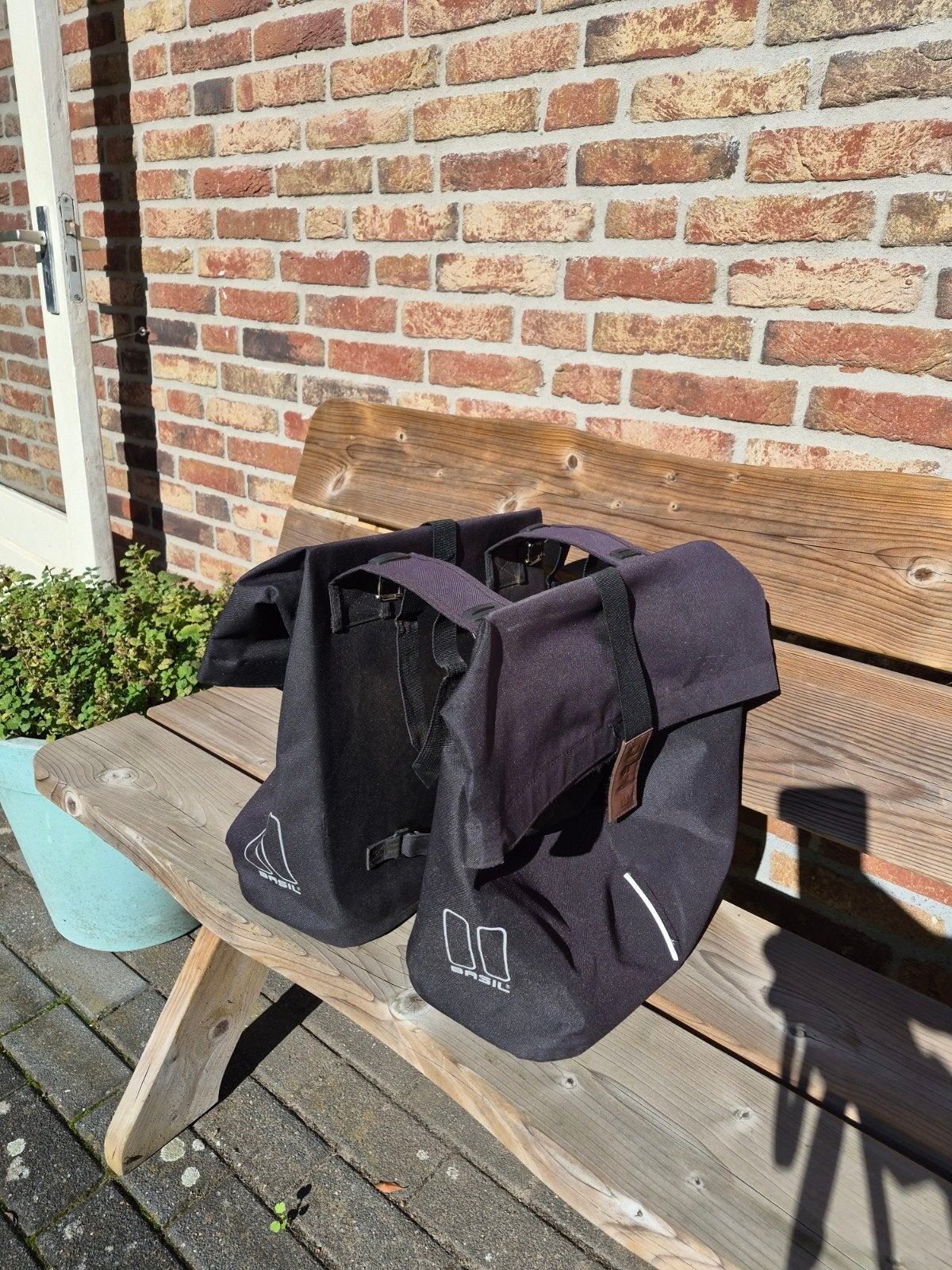 Basil dubbele fietstas - waterafstotend, 28L, Ophalen, Zo goed als nieuw, Basil Urban