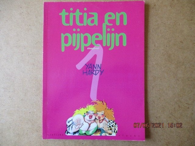 adv4090 titia en pijpelijn, Eén stripboek, Ophalen, Gelezen