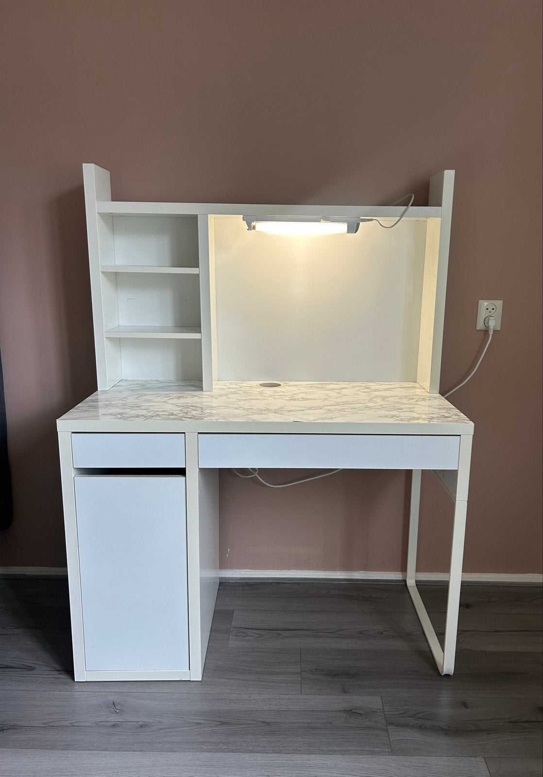 IKEA MICKE bureau incl. opbouwstuk, Ophalen, Opbergruimte, 105 cm, Gebruikt