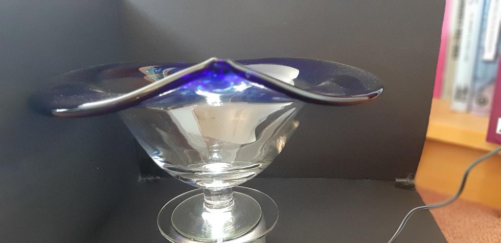 glazen fruitschaal met blauwe rand, Schaal, Rond, Ophalen of Verzenden, Glas