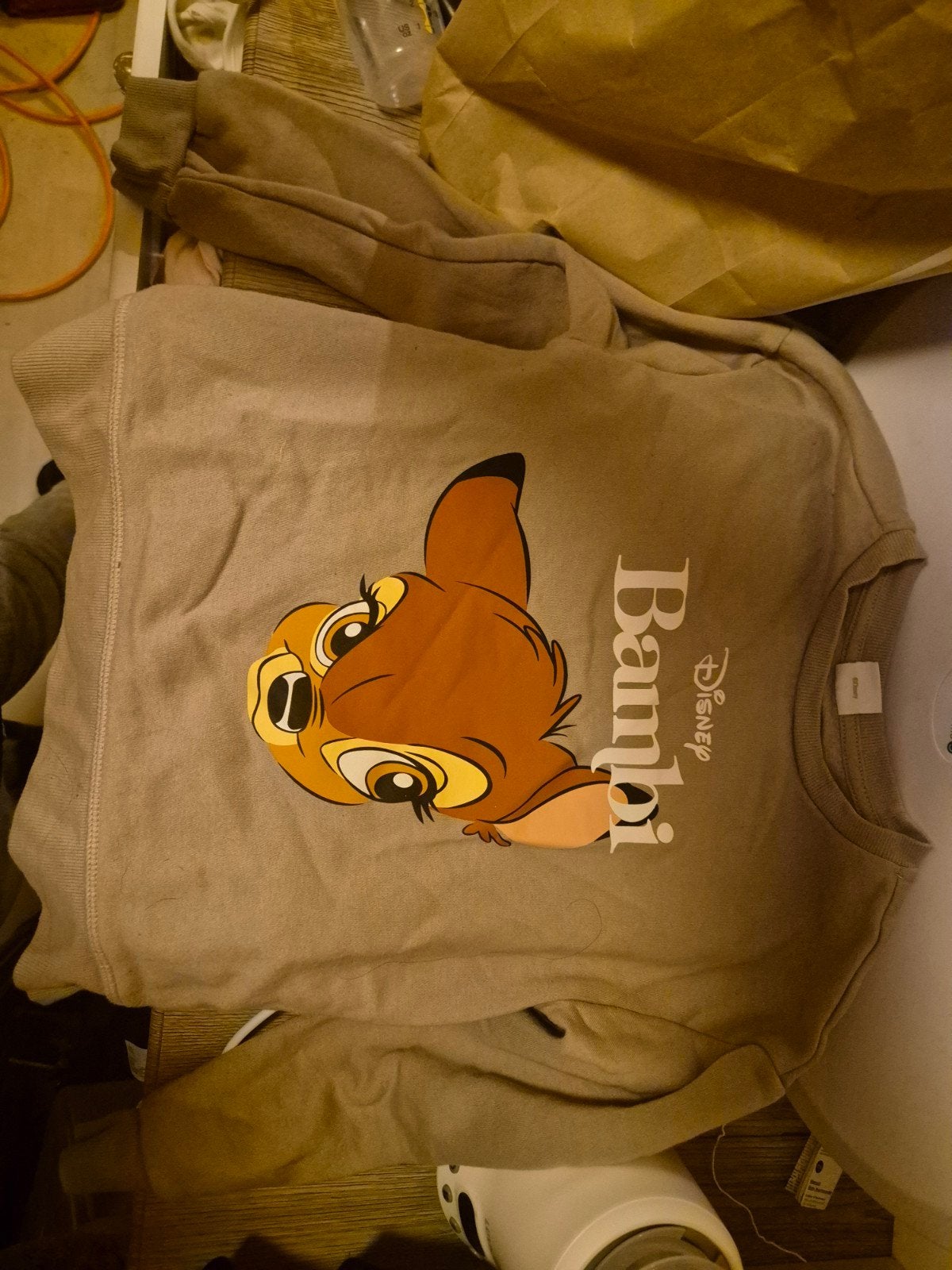 Zo goed als nieuwe Disney Bambi trui - Maat 140, Jongen of Meisje, Trui of Vest, Zo goed als nieuw, Ophalen