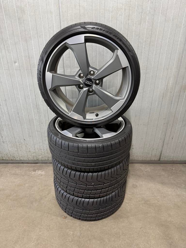 Audi RS3 velgen set origineel breedset zgan banden 5x112, Auto-onderdelen, Banden en Velgen, Gebruikt, Banden en Velgen, 235 mm