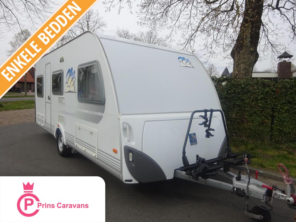 Knaus Sudwind 500 EU Met Mover, Rondzit, Schokbreker, Bedrijf, 5 tot 6 meter