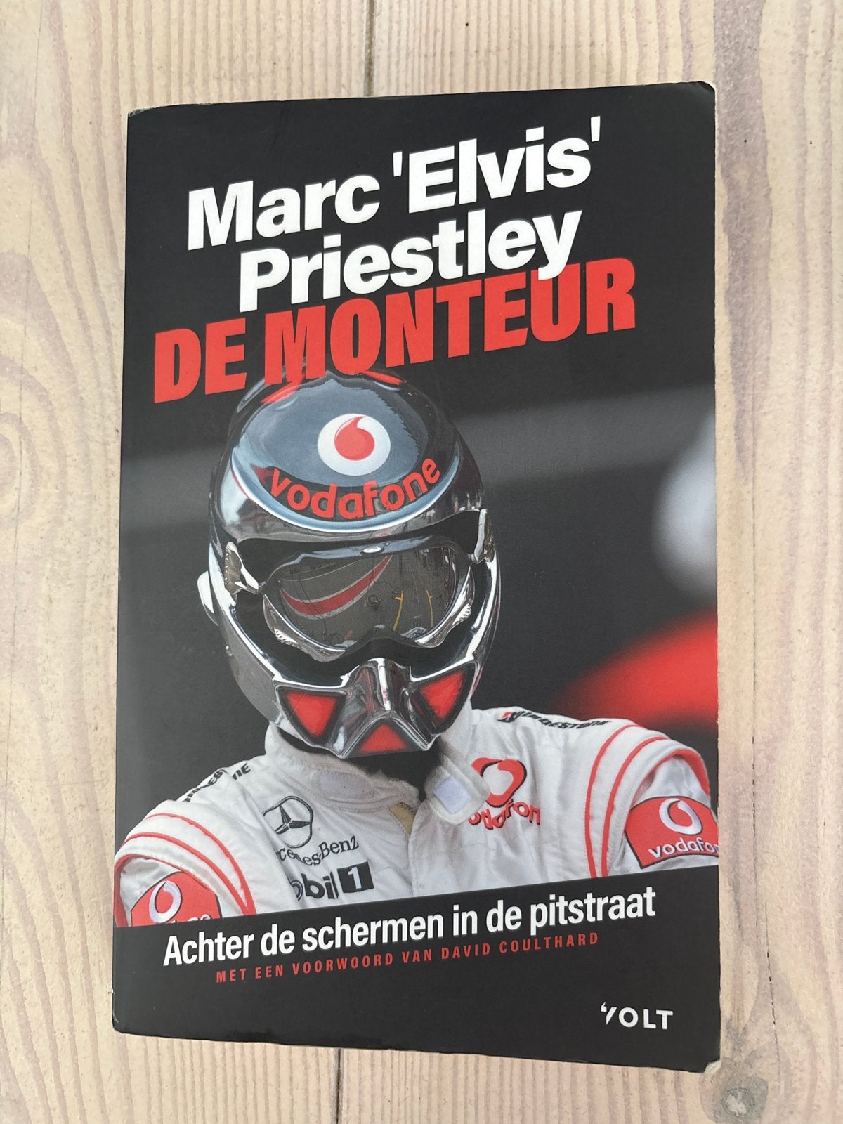 Marc 'Elvis' Priestley - De Monteur (Formule 1), Ophalen of Verzenden, Gelezen, Algemeen