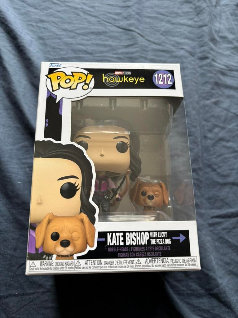 Funko pop van kate bishop en de hond lucky, Ophalen, Zo goed als nieuw