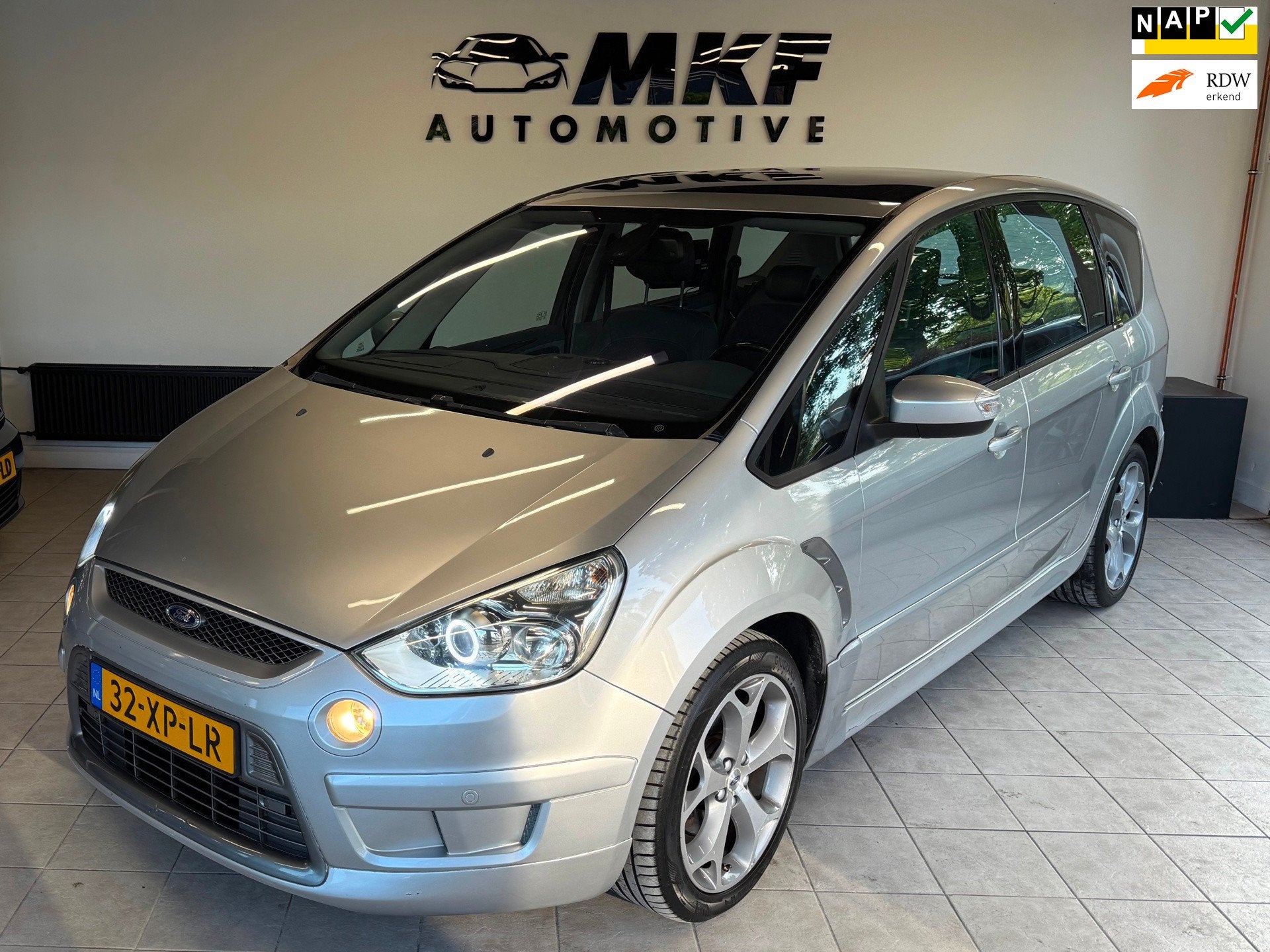 Ford S-Max