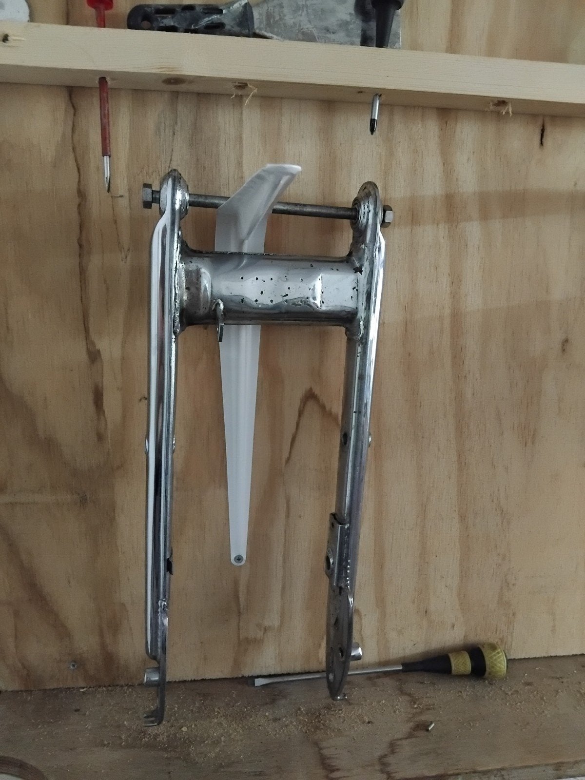 een grome achter brug  met wat werk, Fietsen en Brommers, Ophalen, Gebruikt, Frame