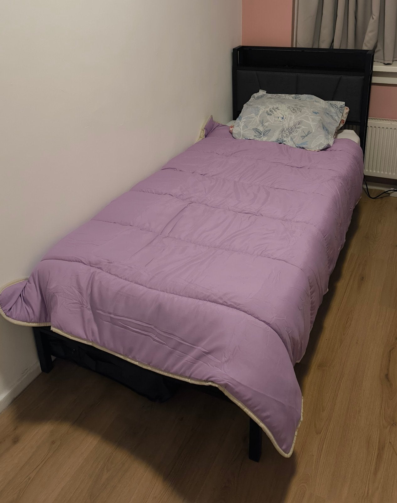 Eenpersoonsbed 90x200 met geïntegreerd oplaadstation, Ophalen, 90 cm, Eenpersoons, Zwart