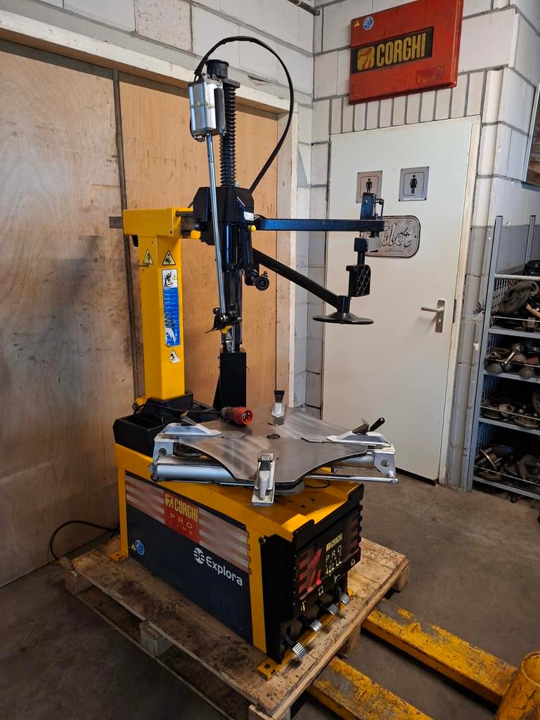 Banden apparaat Corghi 24 inch hulparm Bandenmachine, Auto diversen, Autogereedschap, Ophalen of Verzenden