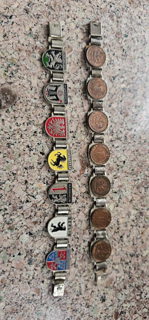 Vintage Duitse Bedelarmbanden Steden & Munten, Ophalen of Verzenden