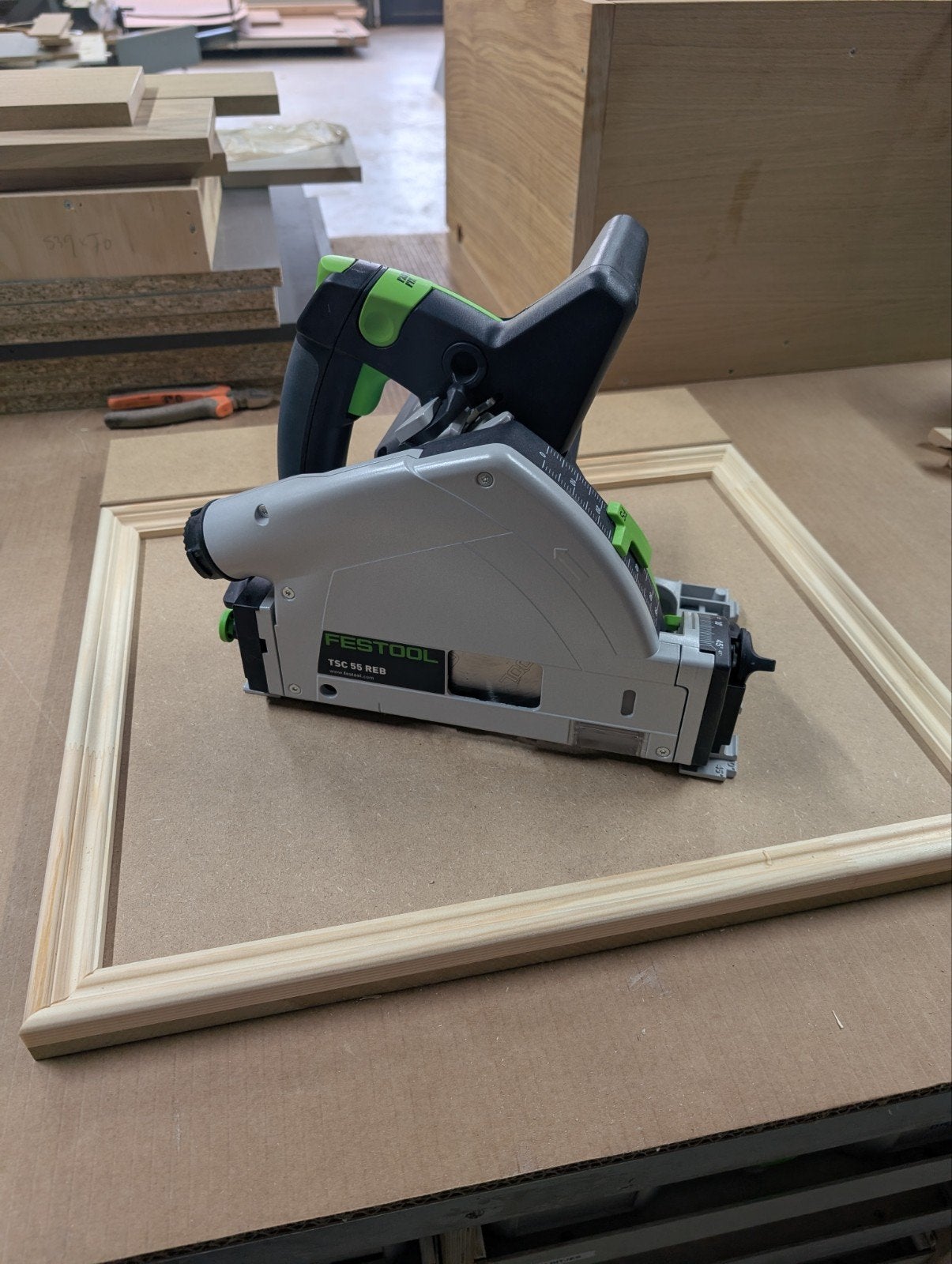 Festool TSC 55 REBI plus accu invalzaag, Ophalen of Verzenden, 1200 watt of meer, Invalzaag, 30 tot 70 mm