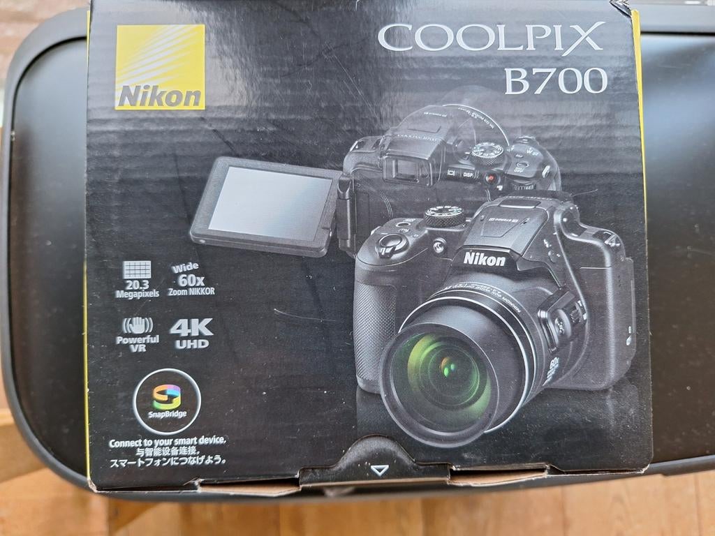 Nikon Coolpix B700 zoomcamera inclusief cameratas, Ophalen, Zo goed als nieuw, Nikon, 8 keer of meer
