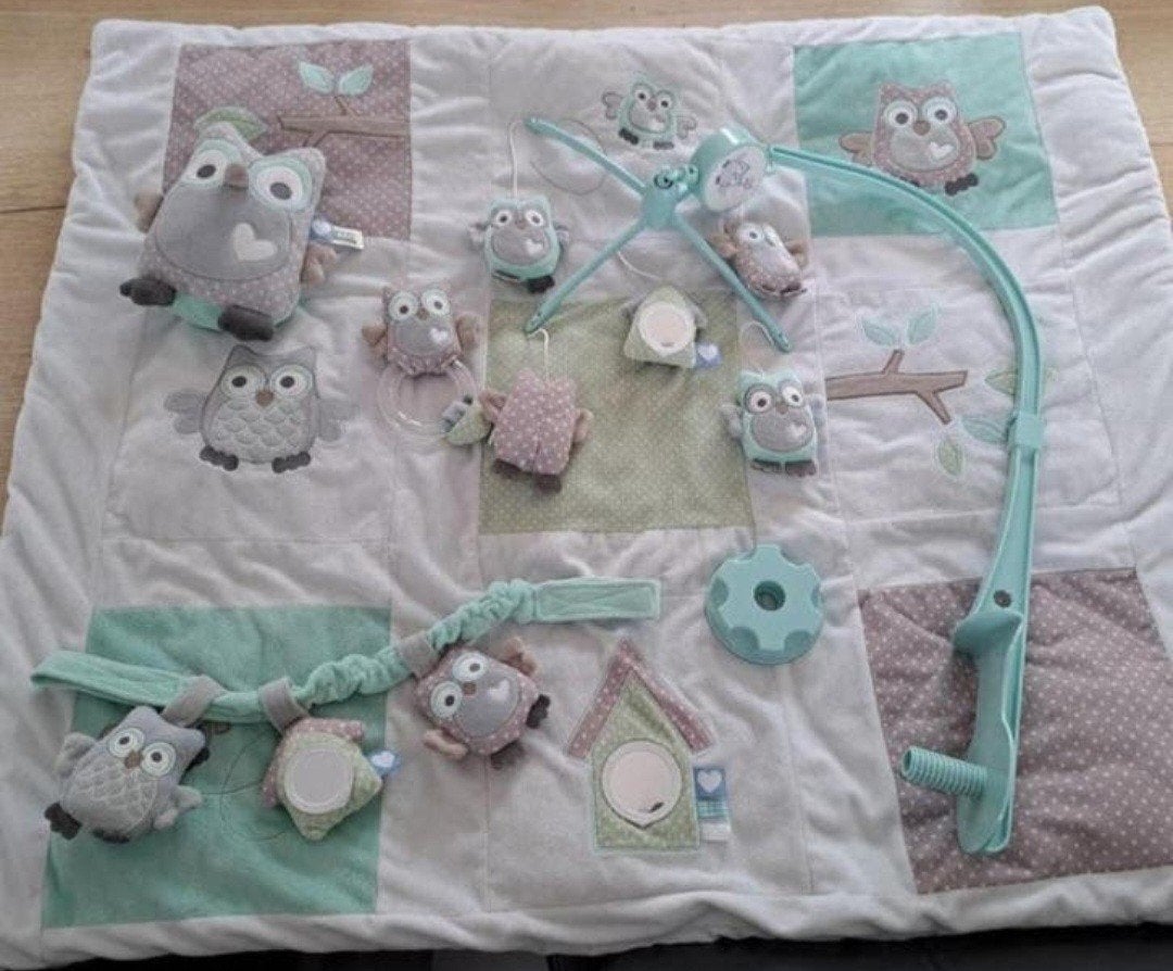 Baby speelkleed met mobiel en uiltjes thema, Ophalen, Gebruikt, Speelkleed