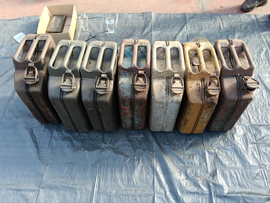 Jerrycans WW2 1943 t/m 1945 U.S and British original, Ophalen of Verzenden, Nederland