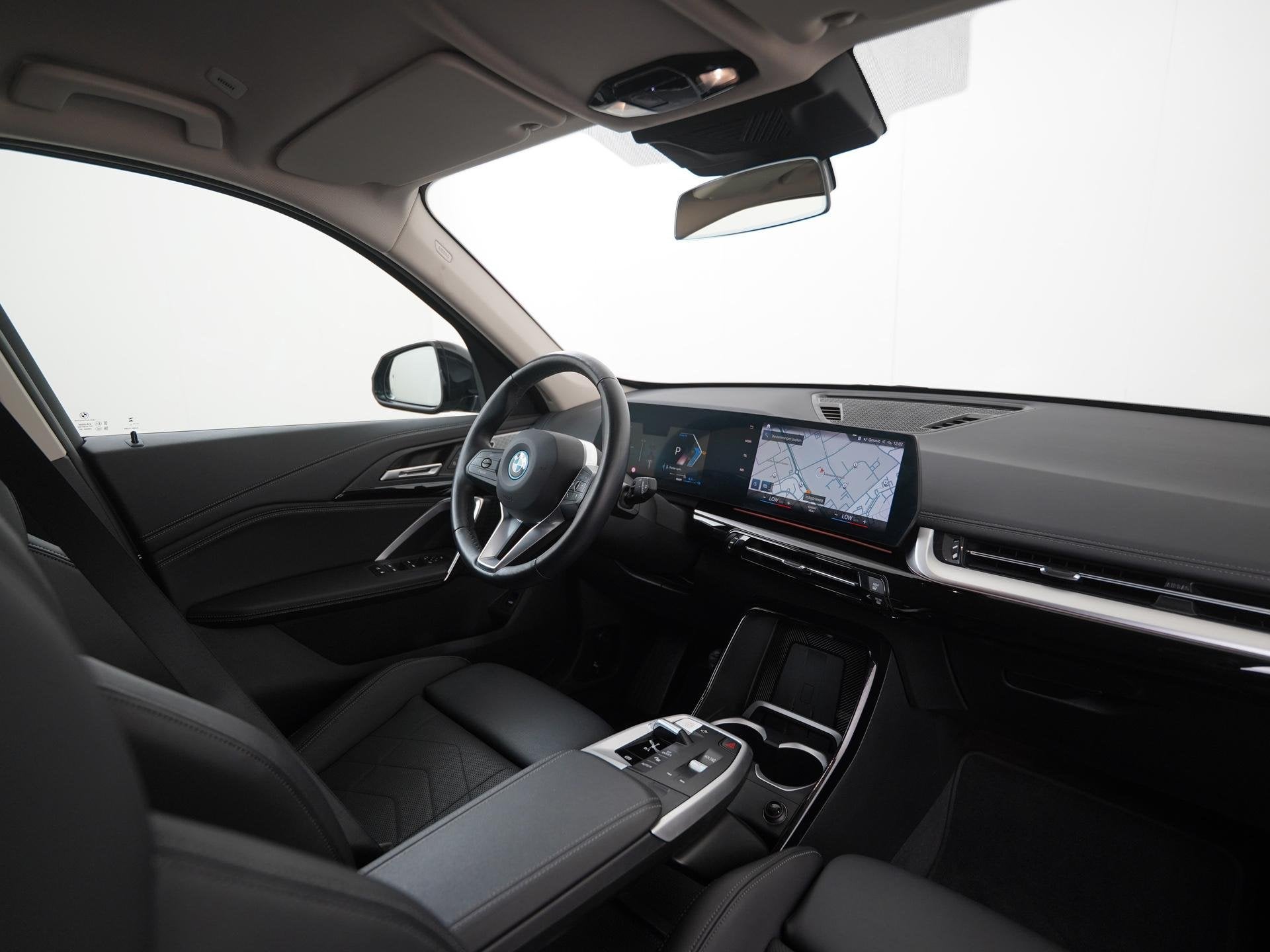 BMW X1 xDrive30e X Line Shadow | Trekhaak | Harman/Kardon |, Auto's, Plug-in hybride, Bedrijf, Vierwielaandrijving, Hybride Elektrisch/Benzine