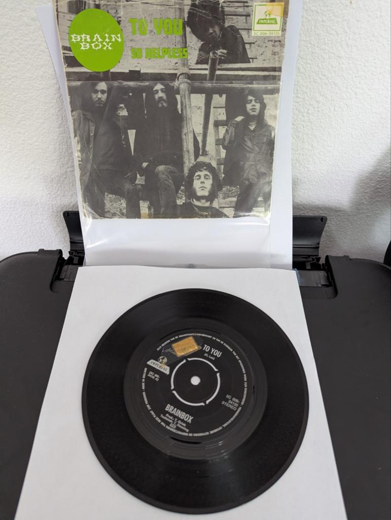 Brainbox - To You ( vinyl single), Ophalen of Verzenden, Gebruikt, Pop, Single