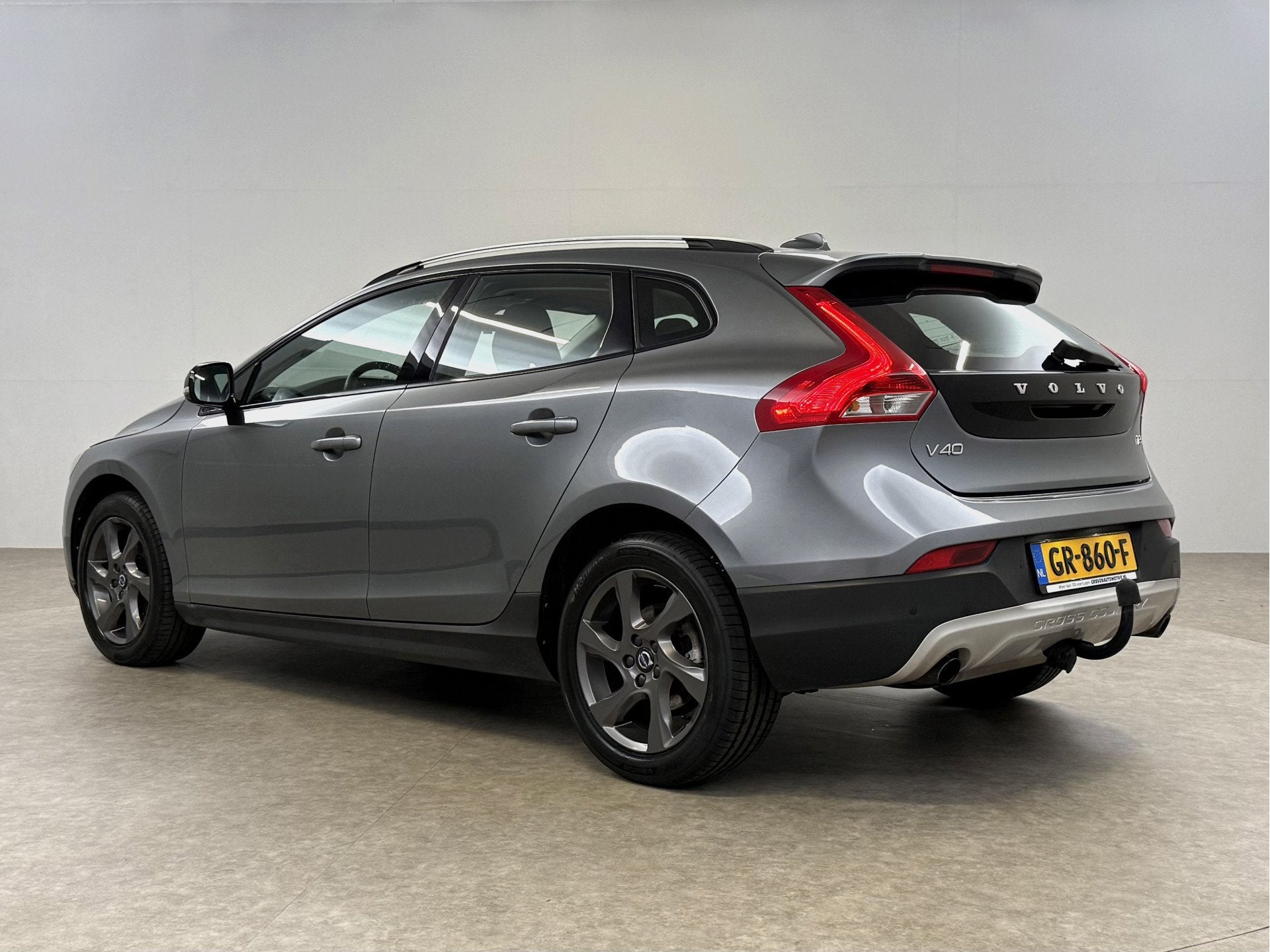 Volvo V40 1.5 T3 Momentum | Camera | Virtual | Clima | Cruis, Auto's, Volvo, Parkeersensor, Stof, Euro 6, 700 kg
