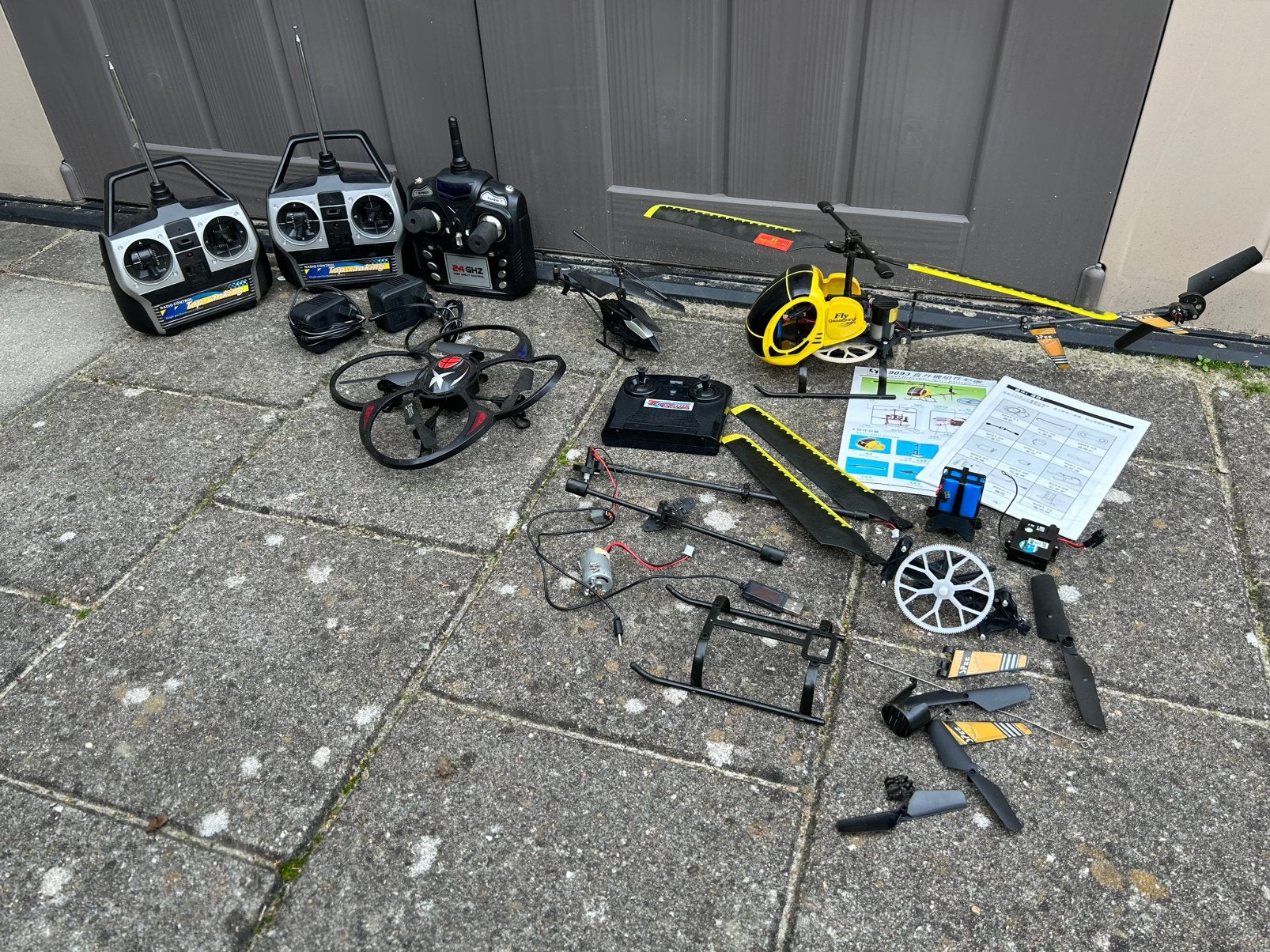 Rc helicopters hele set alles in 1 koop weg is weg, Ophalen, Gebruikt, Elektro, Helikopter