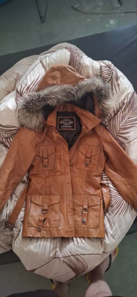 Zo goed als nieuwe dames leren jas met bontkraag, Restylewear, Bruin, Maat 46/48 (XL) of groter, Ophalen of Verzenden