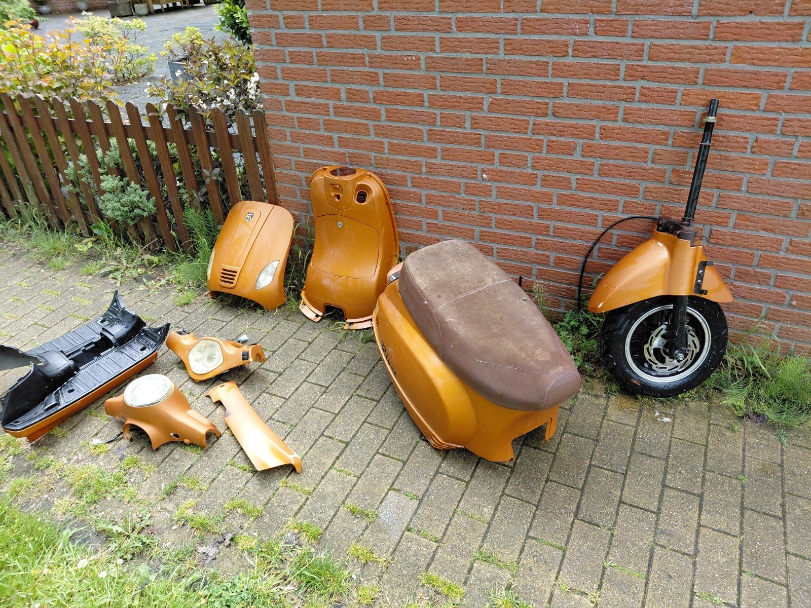kappen btc riva snorscooter, Ophalen of Verzenden, Benzine
