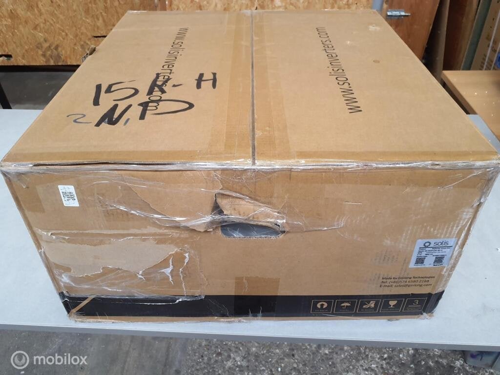Solis Hybrid Inverter S6-EH3P15K-ND-H, Nieuw