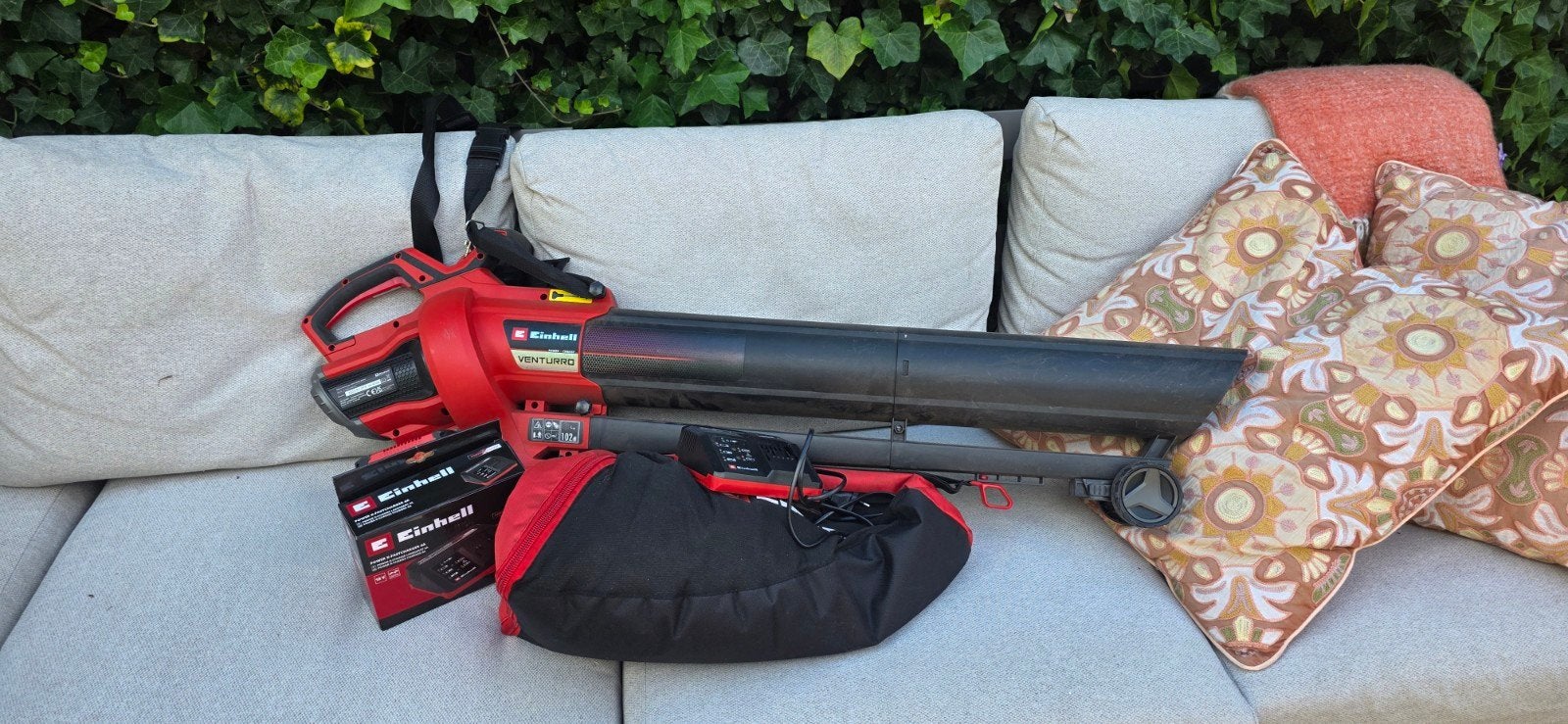 Einhell Venturro Accu Bladblazer met Zuigfunctie, Ophalen, Met opvangzak, Einhell, Zo goed als nieuw