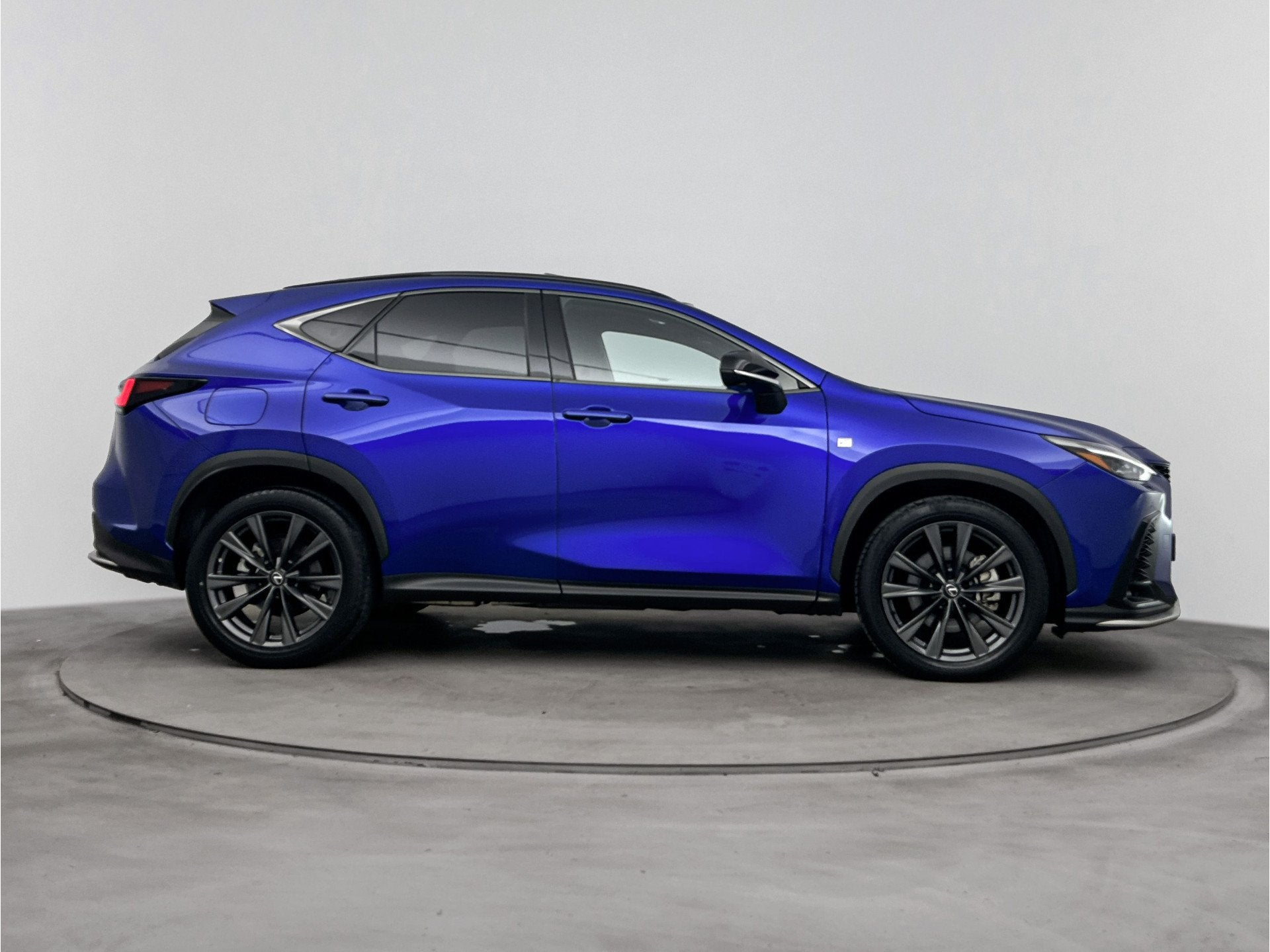 Lexus NX 450h+ AWD F-Sport Line | Glazen Schuifdak | Zwart L, Auto's, Automaat, 12 maanden, Gebruikt, 4 cilinders