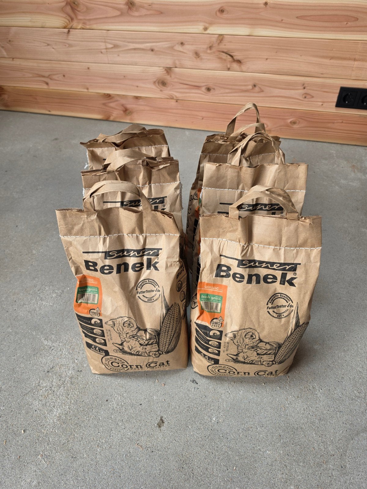 6 zakken kattengrind super Benek corn cat vers gras, Dieren en Toebehoren, Ophalen