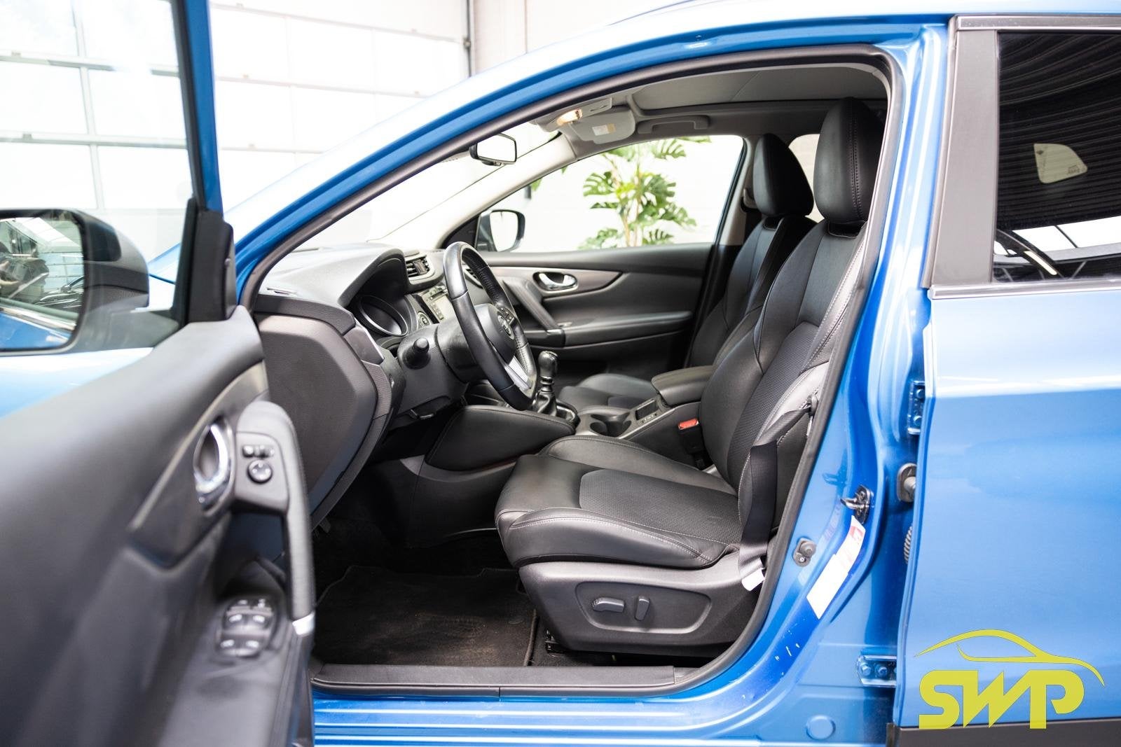 Nissan Qashqai 1.2 Tekna | Navi | Pano | Elektr stoelen | 36, Voorwielaandrijving, Gebruikt, Euro 6, 4 cilinders