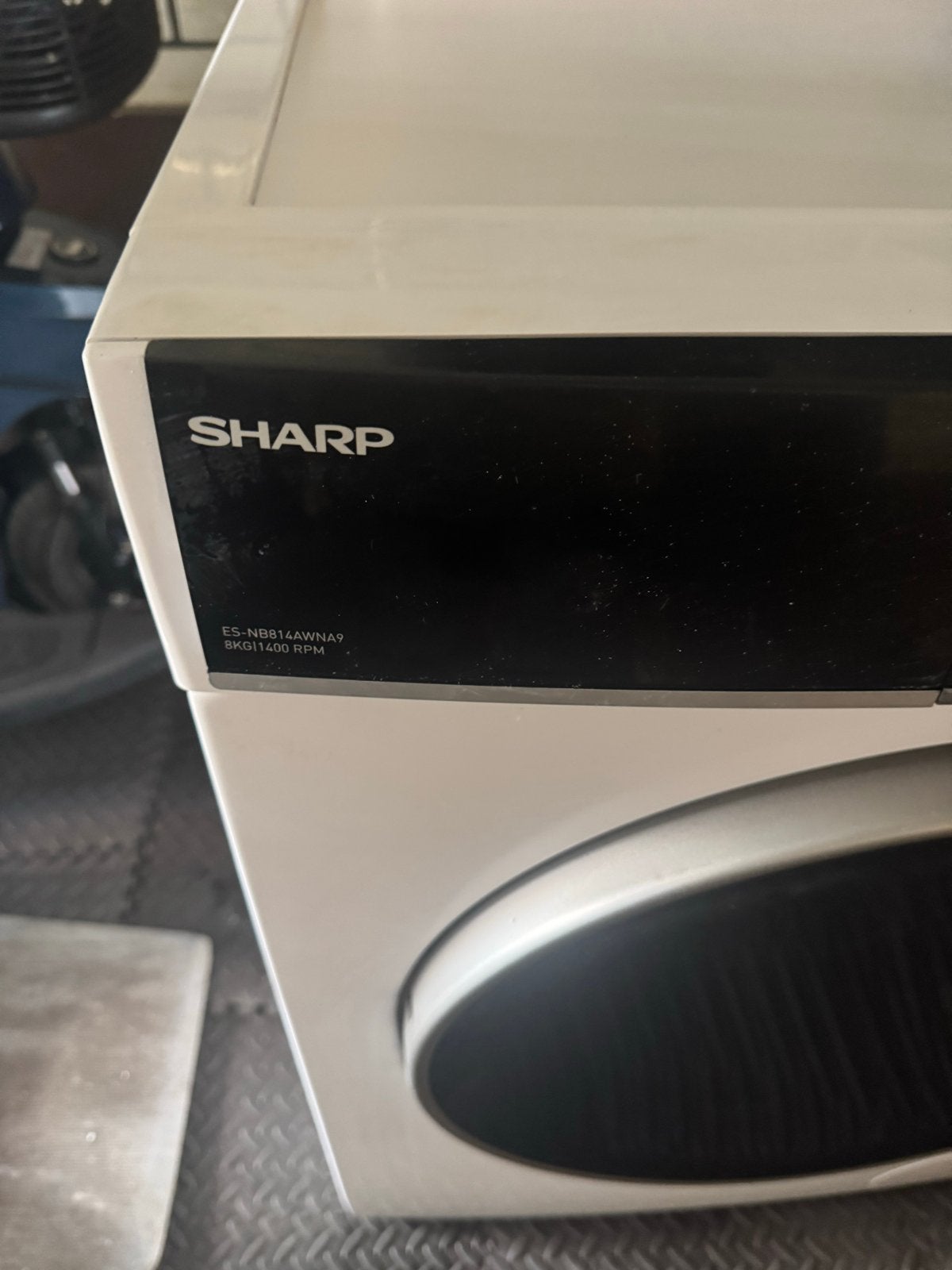Jong gebruikte Sharp wasmachine met stoomfunctie, 1200 tot 1600 toeren, 8 tot 10 kg, Ophalen of Verzenden, Zo goed als nieuw