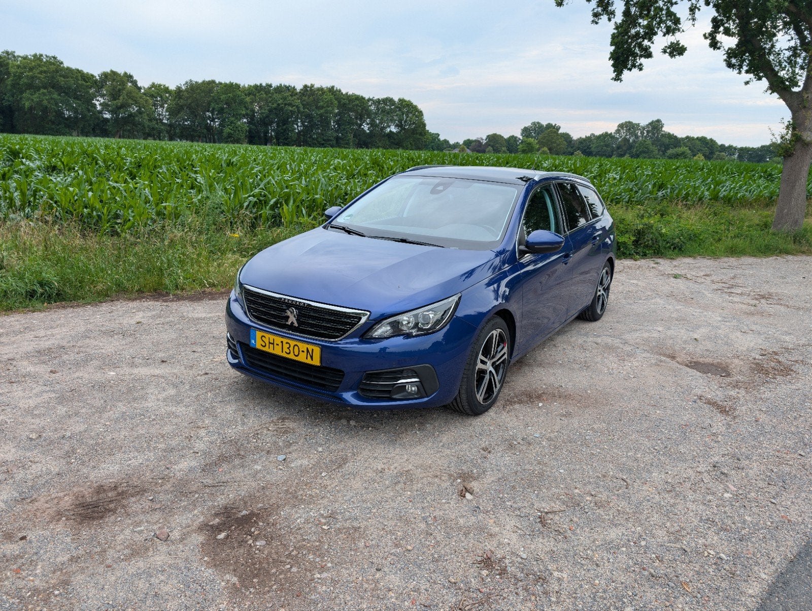 Peugeot 308 1.2 E-thp 96KW/130PK SW AUT 2018 Blauw, Auto's, 1199 cc, Leder en Stof, Origineel Nederlands, 1100 kg