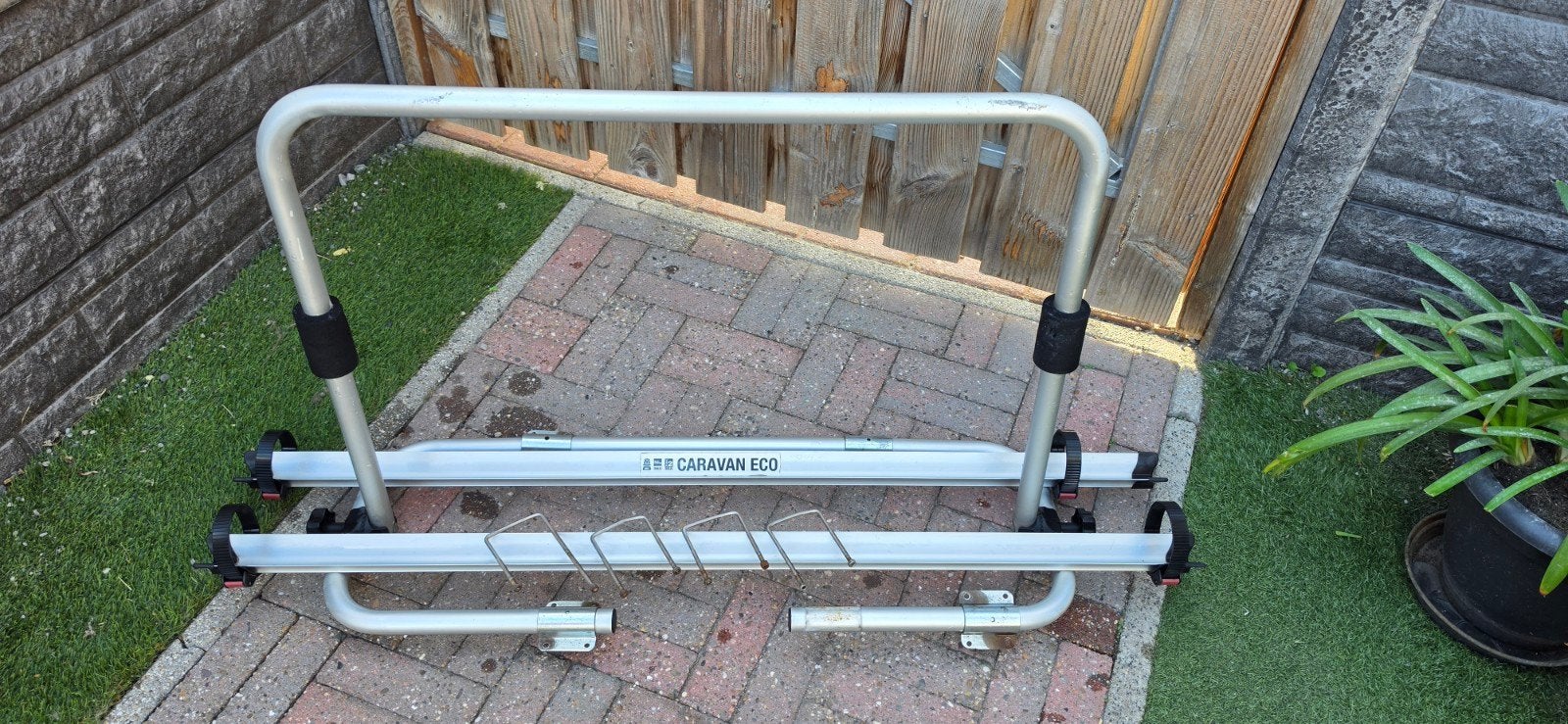Caravan fietsendrager - lichtgewicht en stabiel, Gebruikt, 2 fietsen, Elektrische fiets, Achterklepdrager