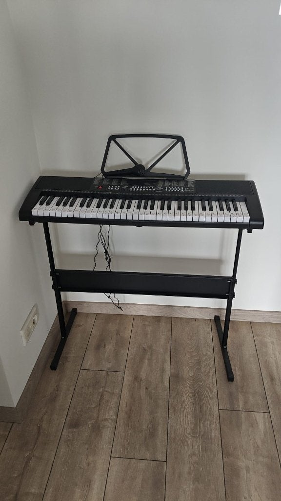 Finesse Keyboard Piano - 61 toetsen - incl. statief, 61 toetsen, Zo goed als nieuw, Midi-aansluiting, Ophalen