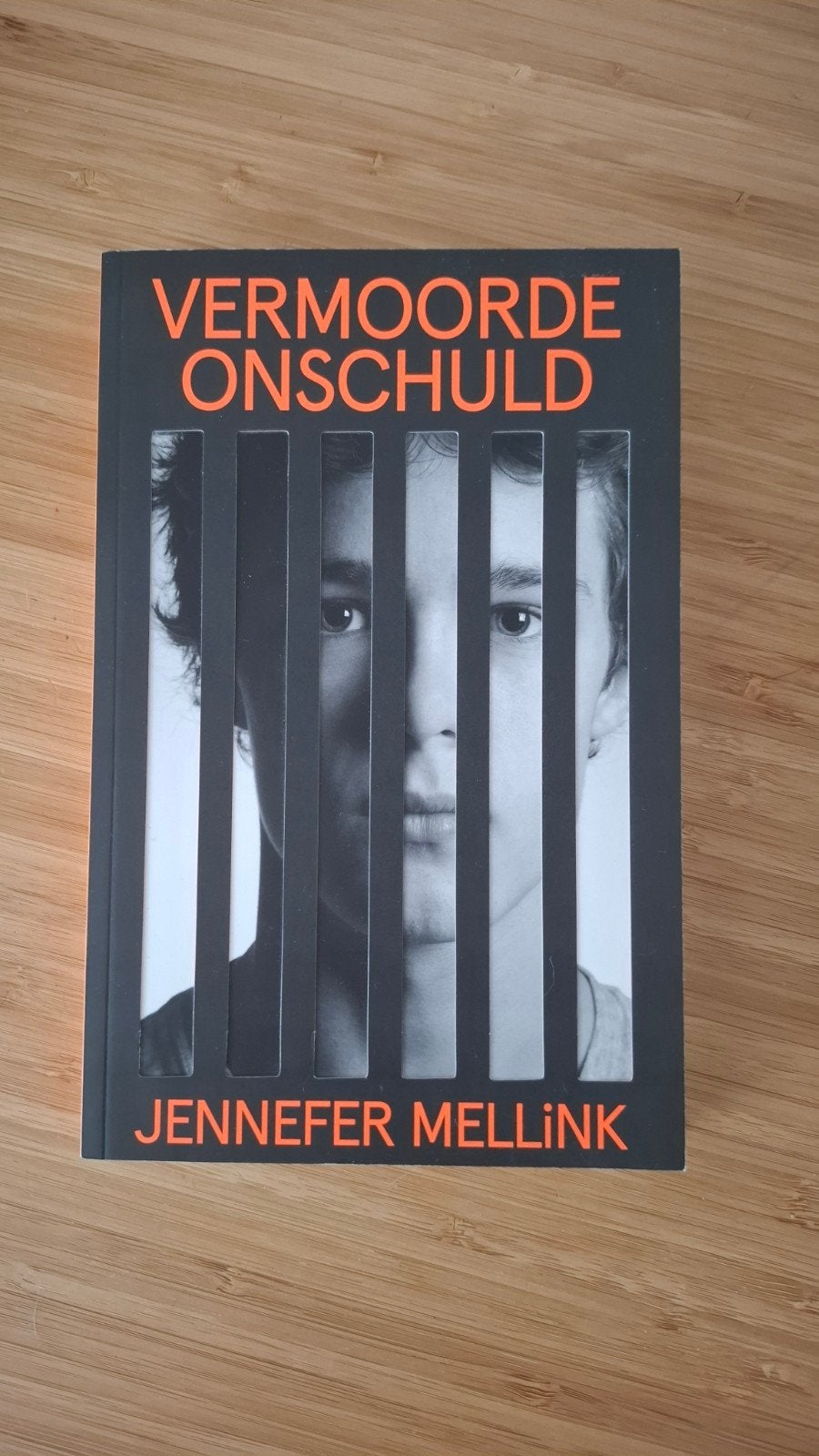 Vermoorde Onschuld - Jennefer Mellink, Jennefer Mellink, Ophalen of Verzenden, Zo goed als nieuw, Nederland