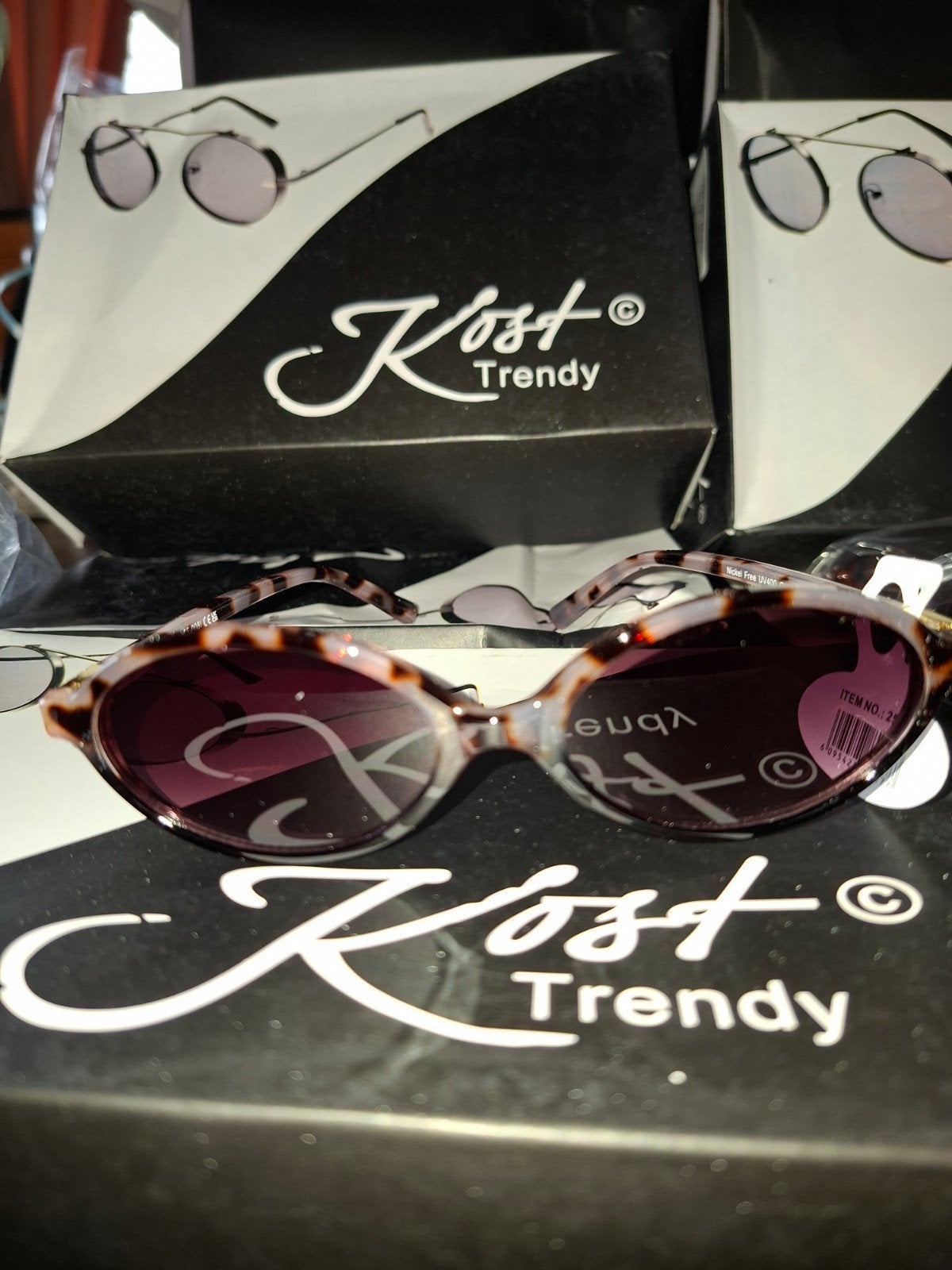 Partij Dames Zonnebrillen Kost Trendy Eyewear van af € 0,60, Overige merken, Zonnebril, Overige kleuren, Nieuw