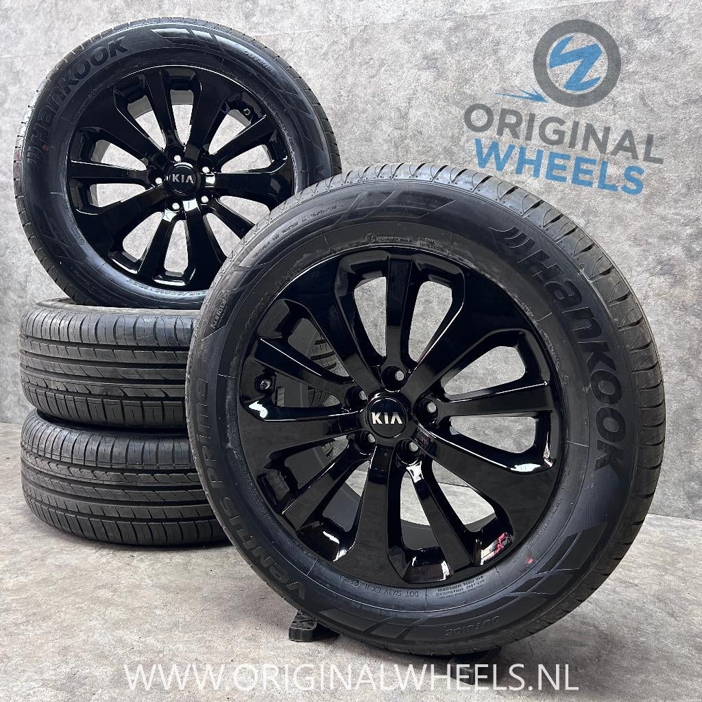 zwarte 18 inch originele velgen + zomerbanden Kia Sorento, Auto-onderdelen, Banden en Velgen, 18 inch, Gebruikt, Banden en Velgen