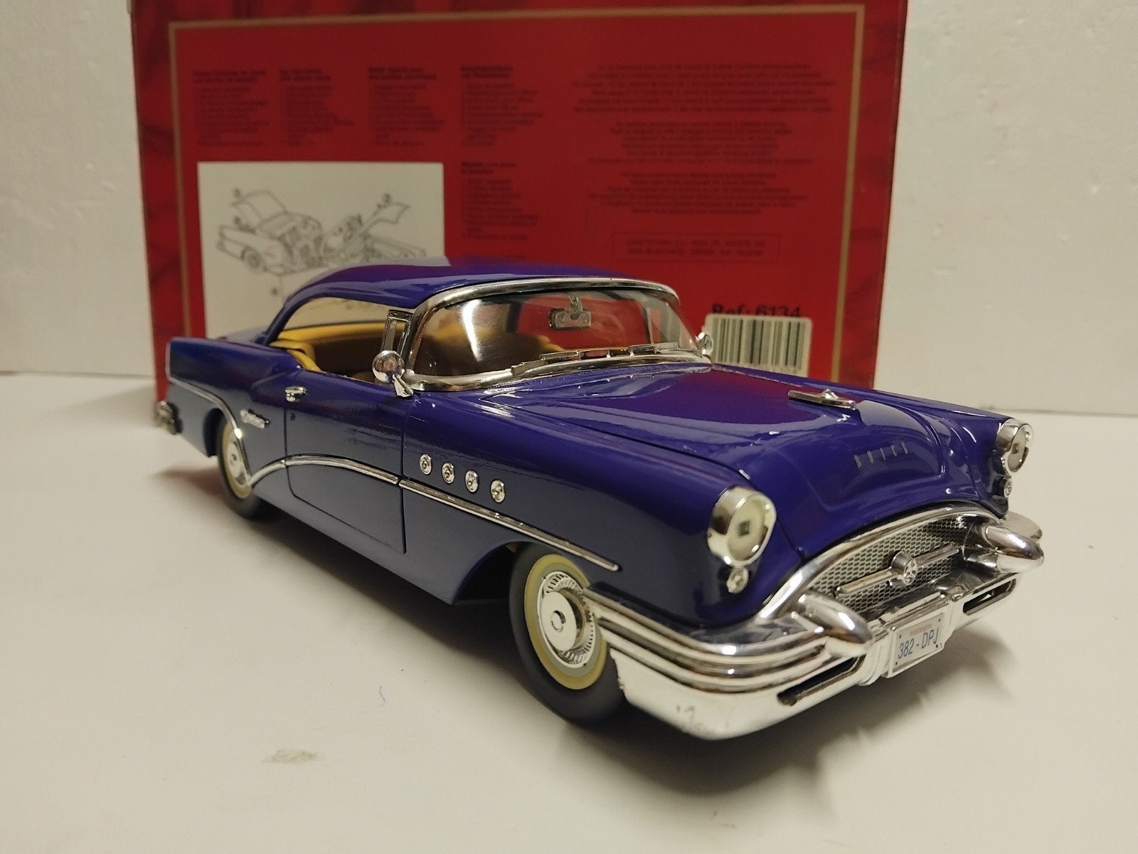 Buick Century 1955 kobalt blauw Mira Solido metal 1:18 KRD, Hobby en Vrije tijd, Ophalen of Verzenden, Zo goed als nieuw, Auto