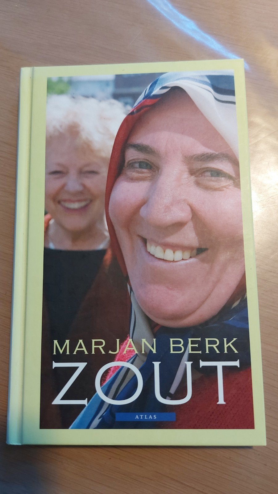 BB 2: Zout - Marjan Berk (Atlas), Boeken, Ophalen of Verzenden, Zo goed als nieuw, Marjan Berk, Nederland