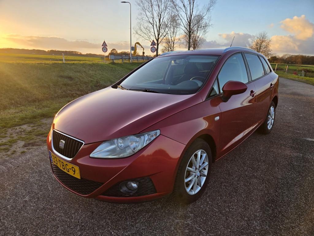 Seat Ibiza 1.2 TSI 77KW ST DSG 2012 Rood AUTOMAAT, Auto's, Seat, Stof, Zwart, Origineel Nederlands, 19 km/l