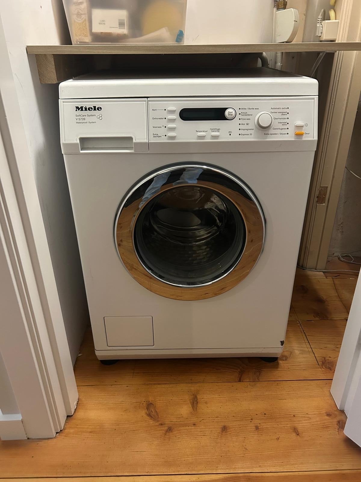 Miele SoftCare System V 5739 Wasmachine, 6 tot 8 kg, Ophalen, Gebruikt, Voorlader