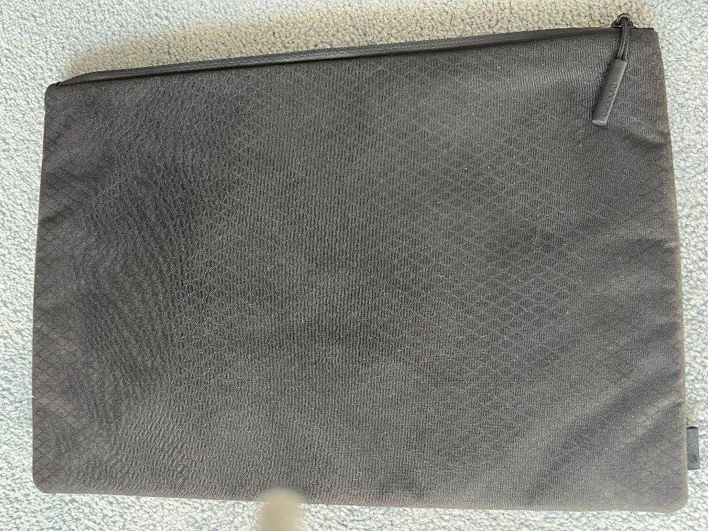 laptophoes, zwart, Computers en Software, Ophalen of Verzenden, 13 inch, Nieuw, Incase