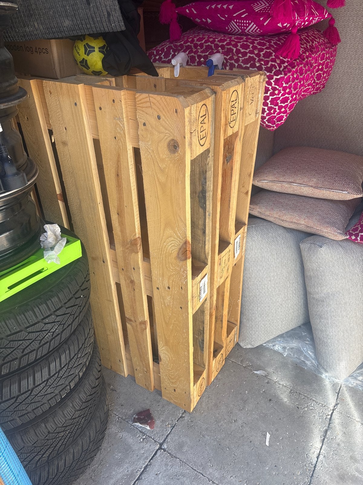 Pallets, Ophalen