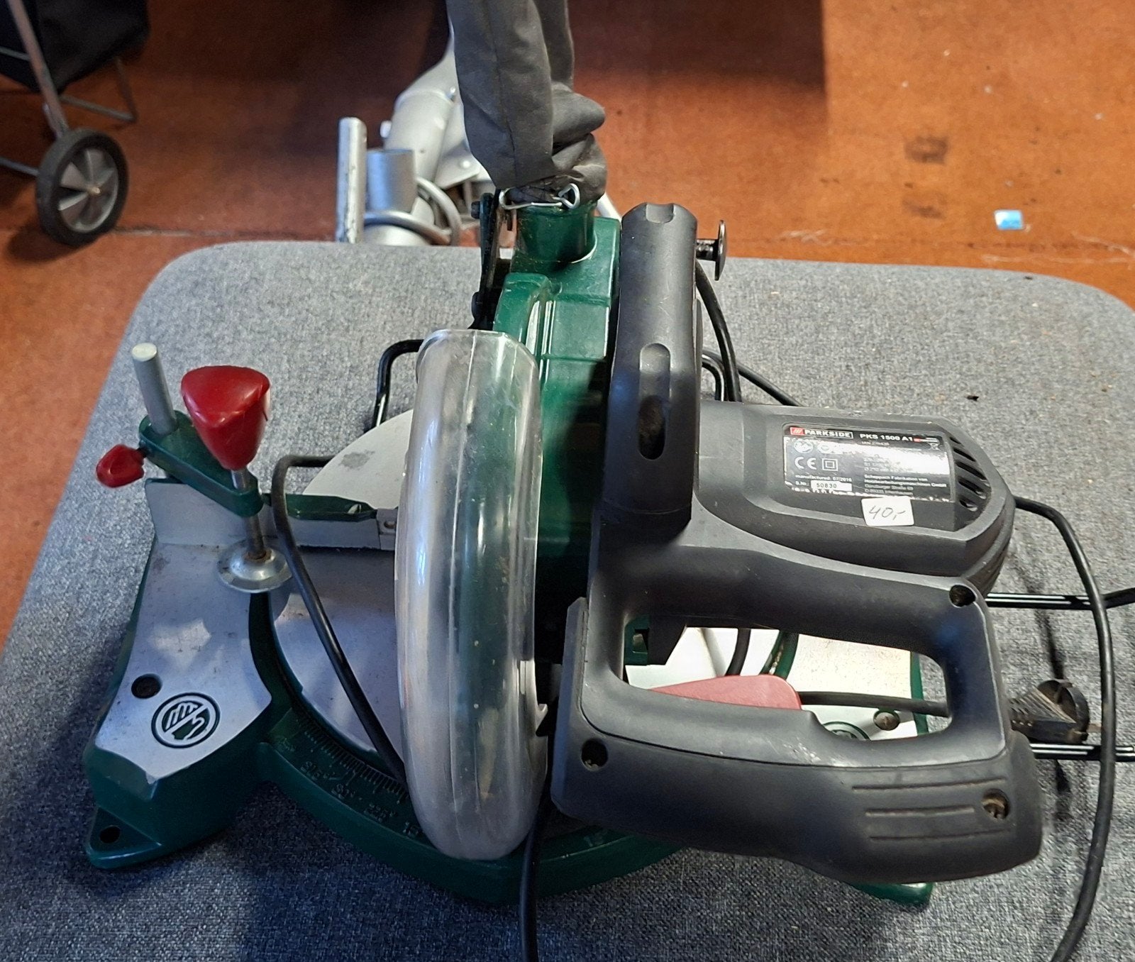 Parkside PKS 1500 A1 Afkortzaag - Zo goed als nieuw, Doe-het-zelf en Verbouw, Ophalen, 70 mm of meer, Afkortzaag, 1200 watt of meer