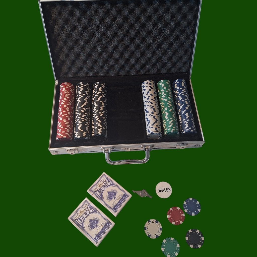 Pokerset met Aluminium Koffer  300 Chips – Uitstekende Staat, Hobby en Vrije tijd, Gezelschapsspellen | Kaartspellen, Ophalen of Verzenden