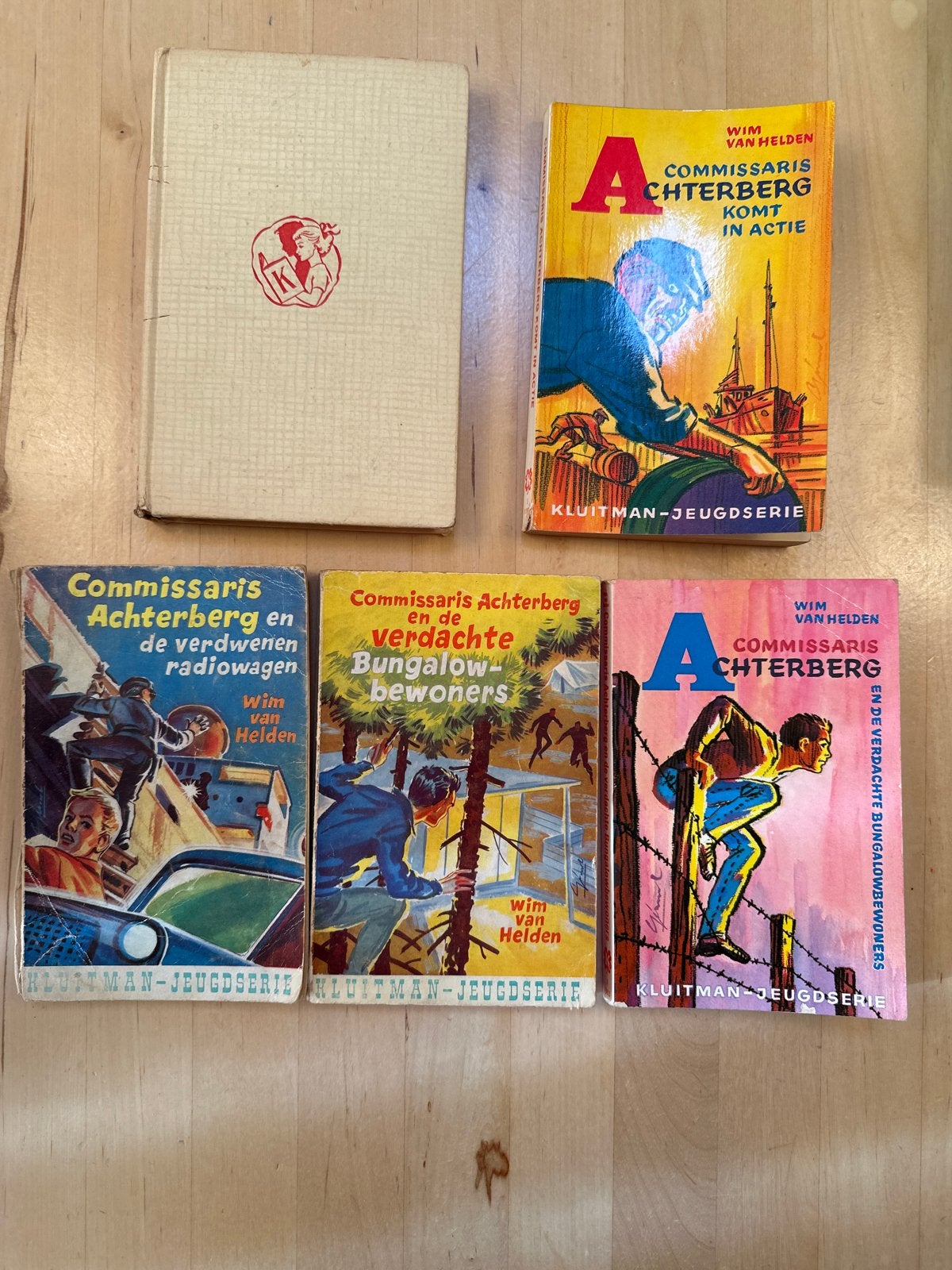 Commissaris Achterberg - Wim van Helden (5 boeken), Ophalen of Verzenden, Gelezen, Fictie algemeen