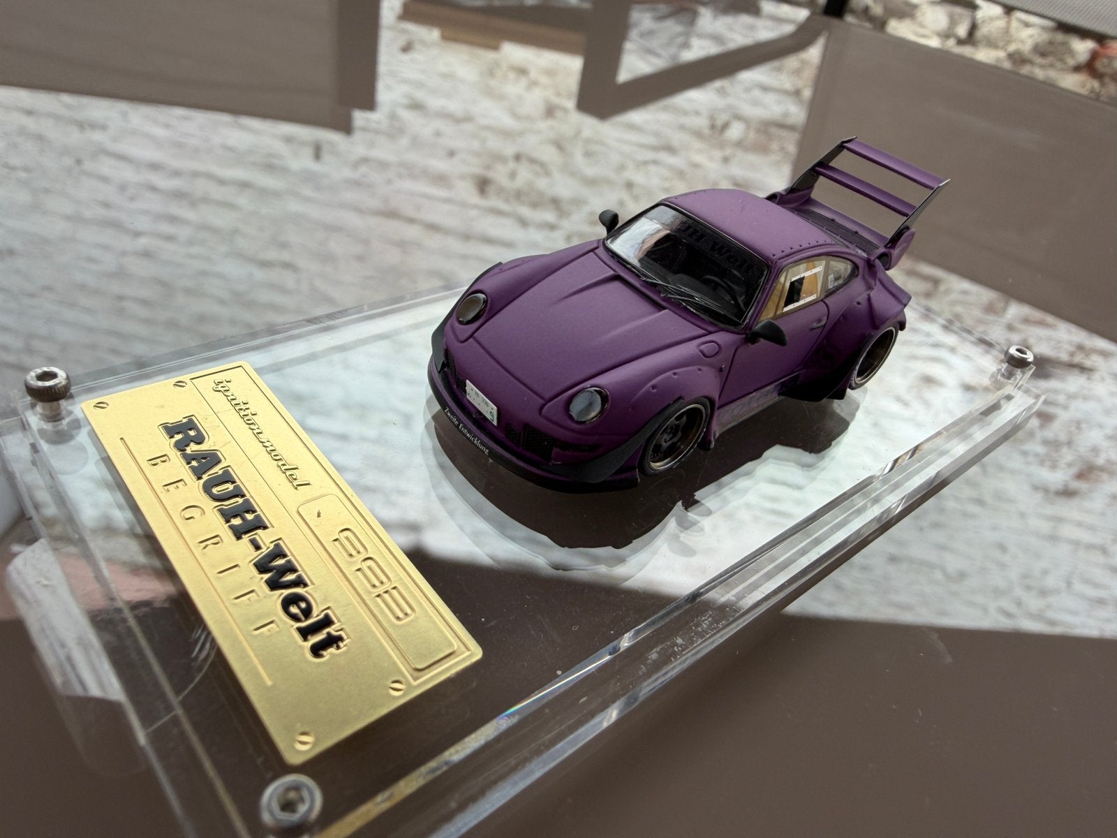 RWB Rotana 1:64, Ophalen of Verzenden, Zo goed als nieuw