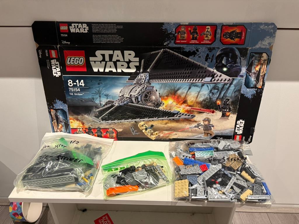Lego star wars 75154 TIE Striker, Ophalen of Verzenden, Zo goed als nieuw